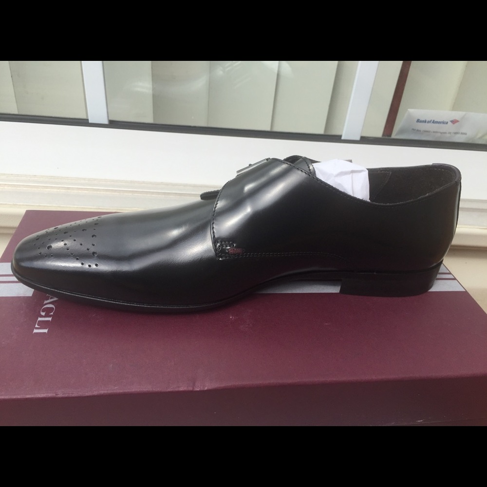 Bruno Magli Coleman Shoe